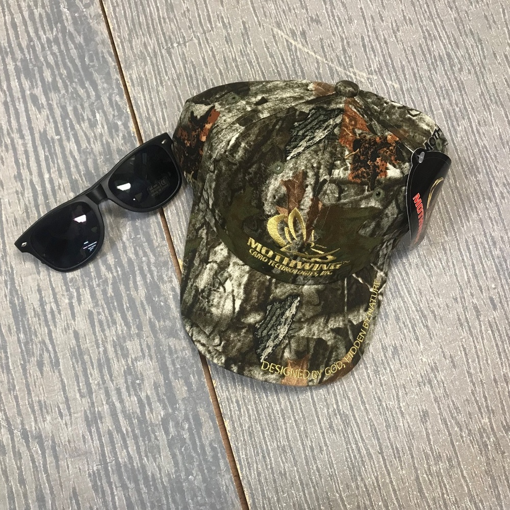 Mothwing camo hat